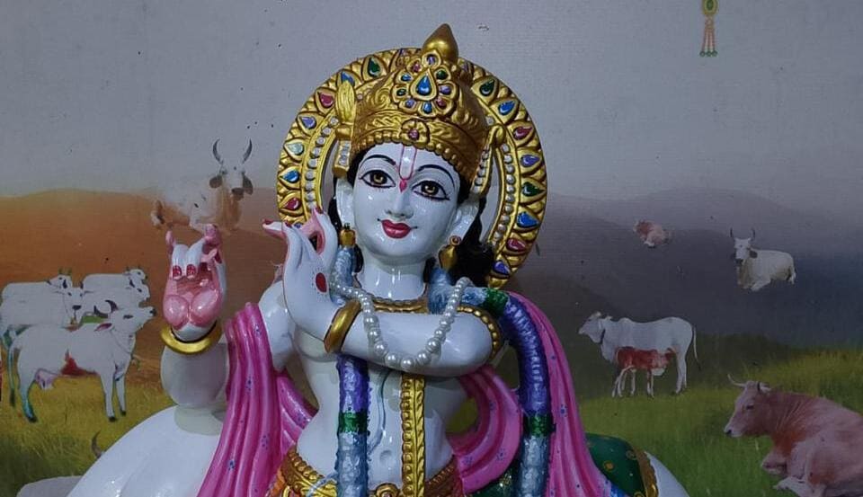 Goppalu Deepalu Goshala